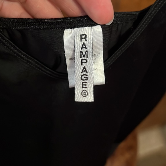 Rampage daisy lace detail camisole - Picture 2 of 6